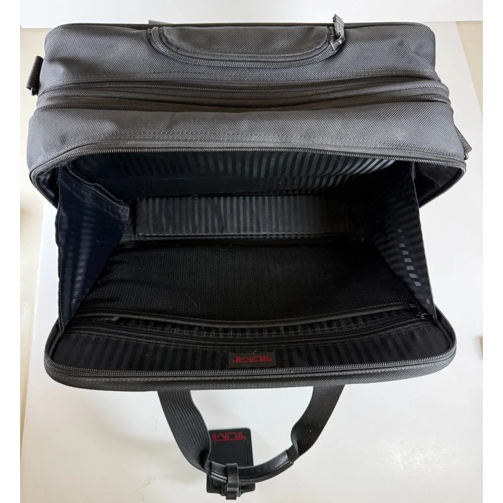 TUMI Alpha 26004D4 Rolling Briefcase Expandable 2-Wheel Black Ballistic Nylon